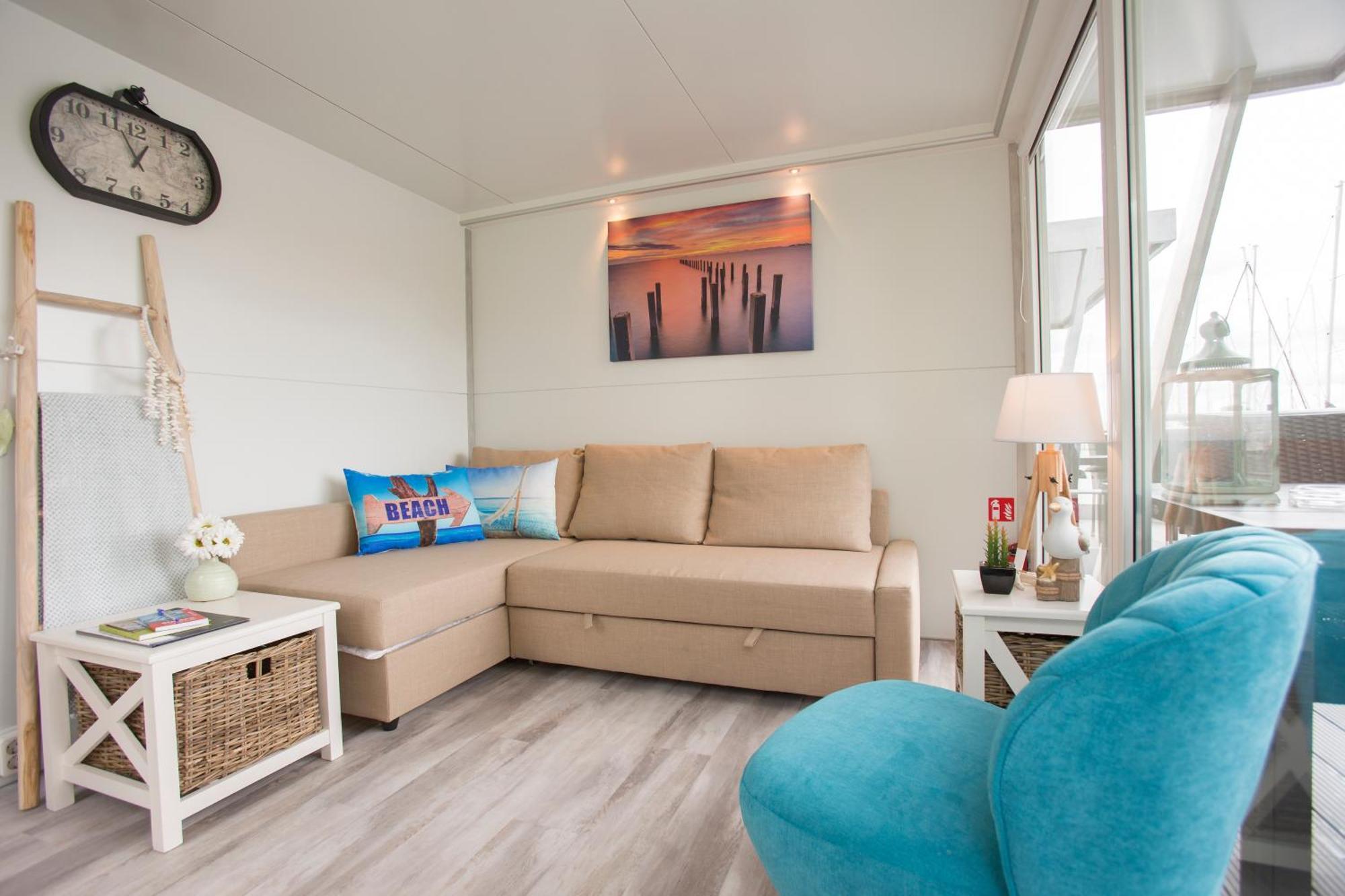 Marinaparcs Almere Buitenkant foto
