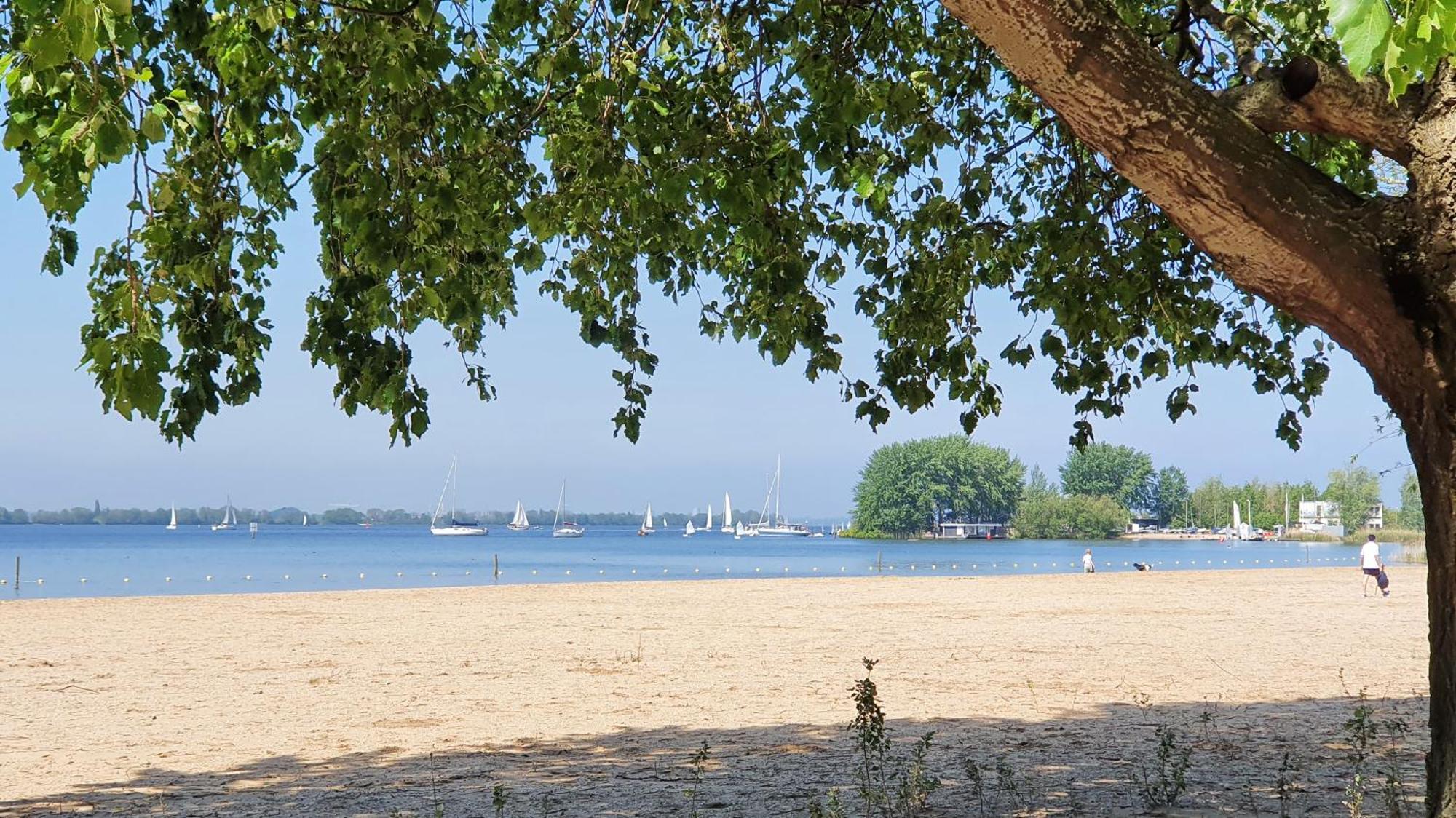 Marinaparcs Almere Buitenkant foto