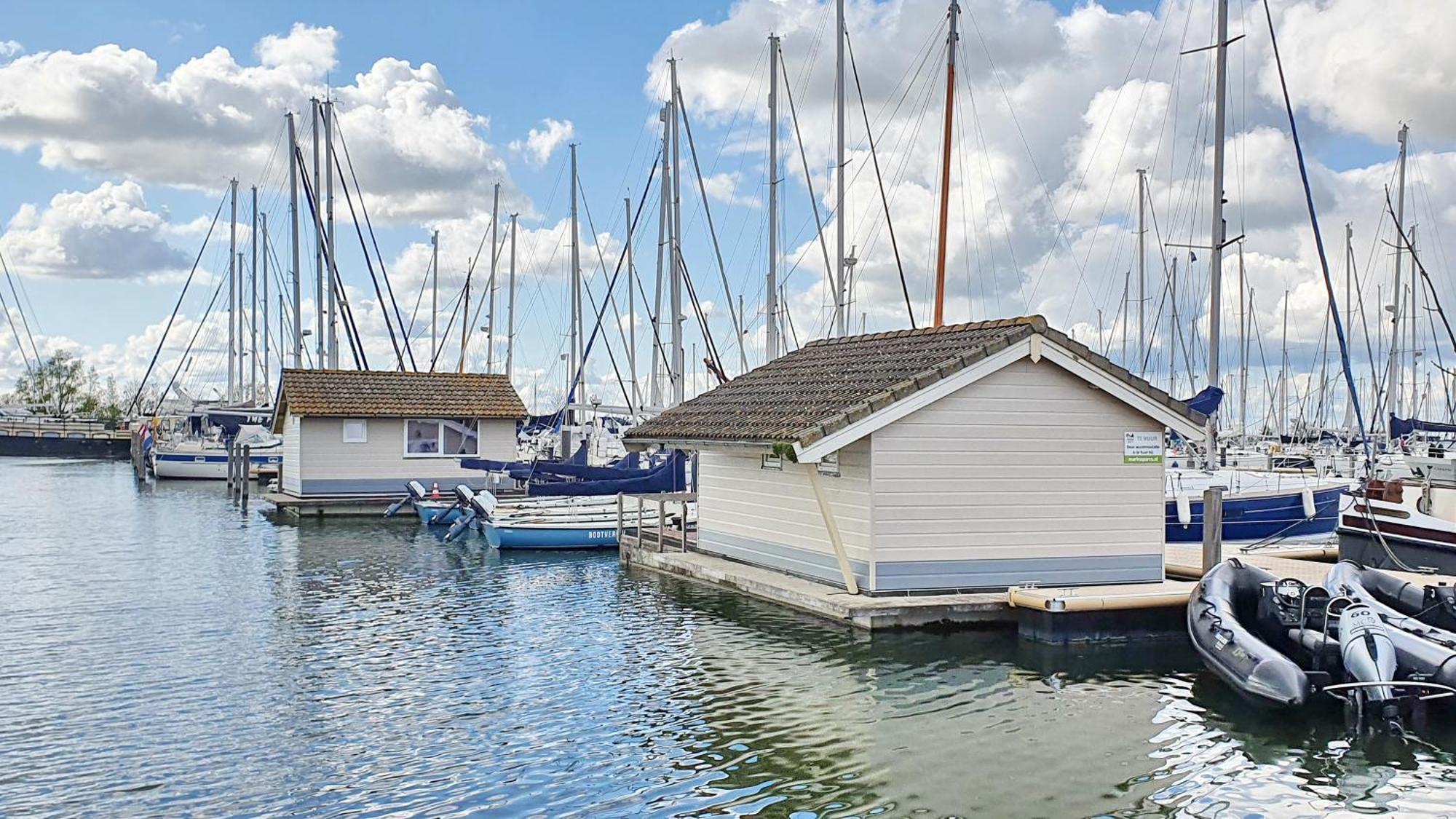 Marinaparcs Almere Buitenkant foto