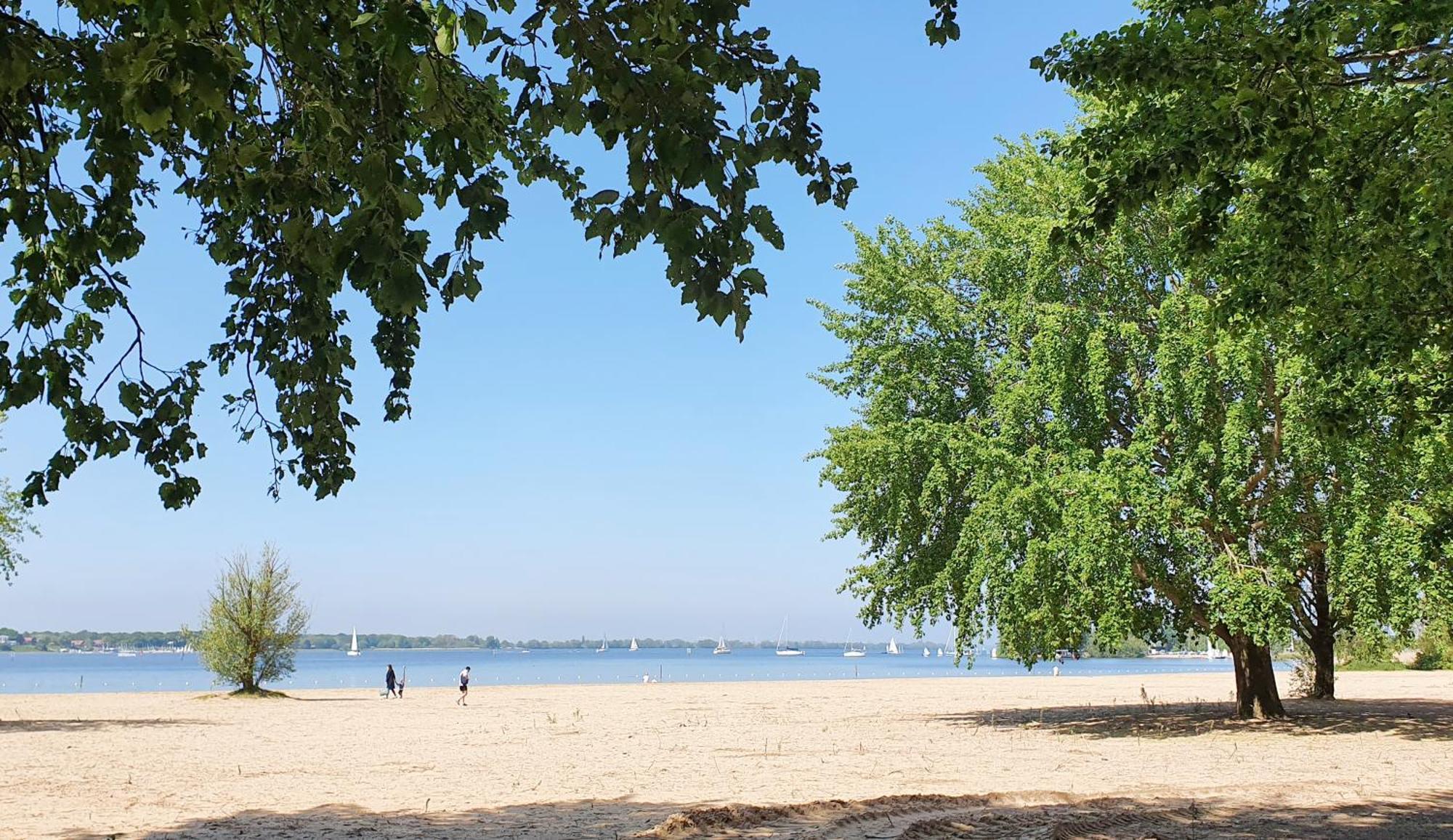 Marinaparcs Almere Buitenkant foto