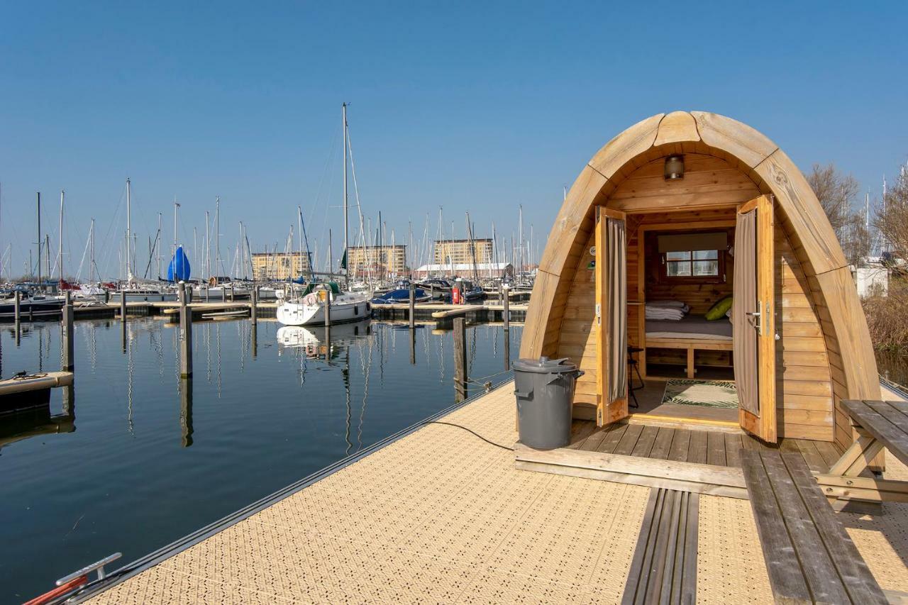 Marinaparcs Almere Buitenkant foto